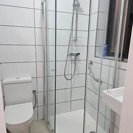Bright & Spacious דירה *